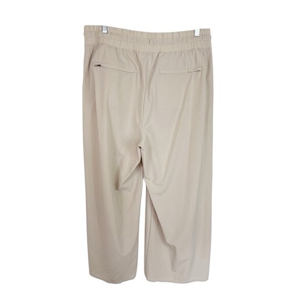 Athleta Women's 12 Avenue Wide Leg Crop Pants Beige EUC - Picture 2 of 12